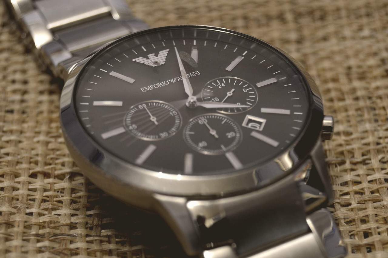 Milano Piange Giorgio Armani: Il Sindaco Sala Annuncia il Lutto Cittadino