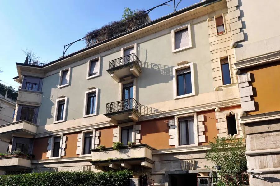 Milano: Consultazione Pubblica per la Valorizzazione di Tre Immobili Culturali