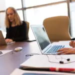 Lombardia, il lavoro si ridisegna sui territori: presentato il Rapporto 2025 degli Osservatori