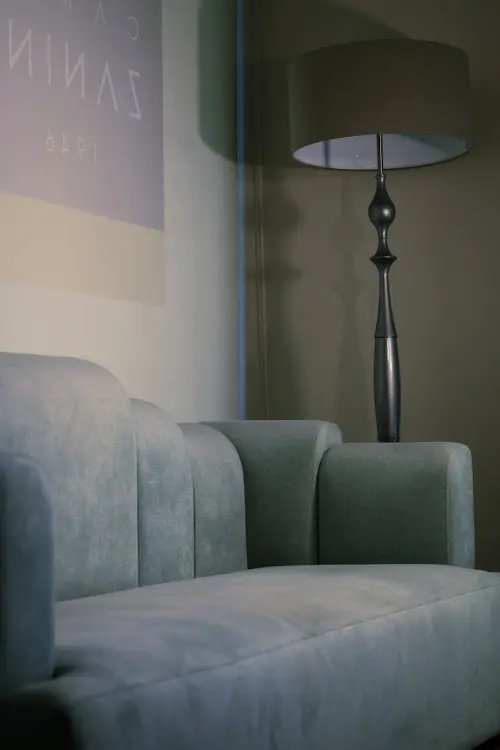 Salone del Mobile 2026, Milano corre con il traino degli stranieri: indotto turistico stimato oltre i 255 milioni