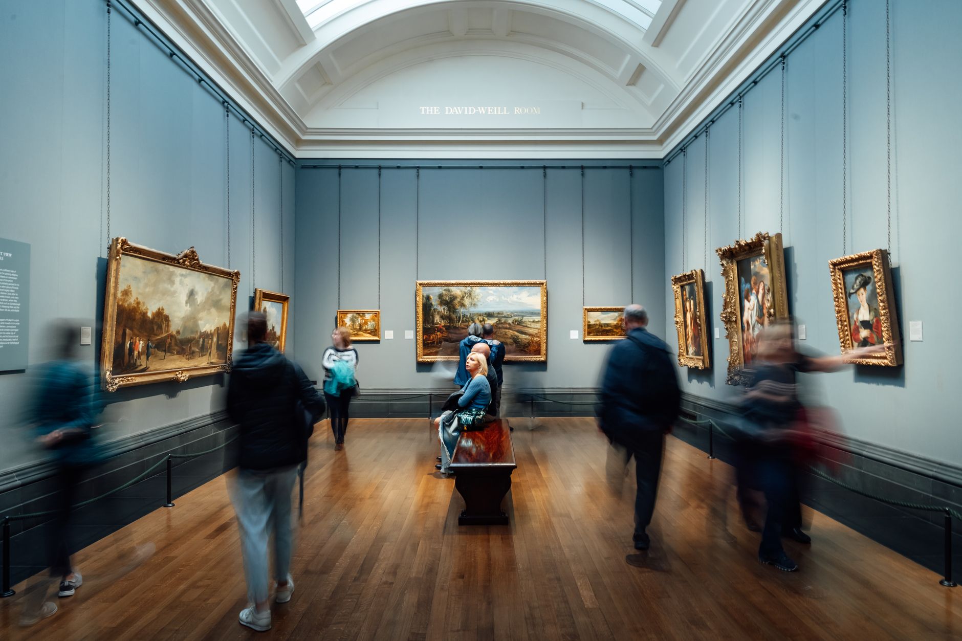 Milano e Roma, ConfGuide promuove i musei aperti la sera