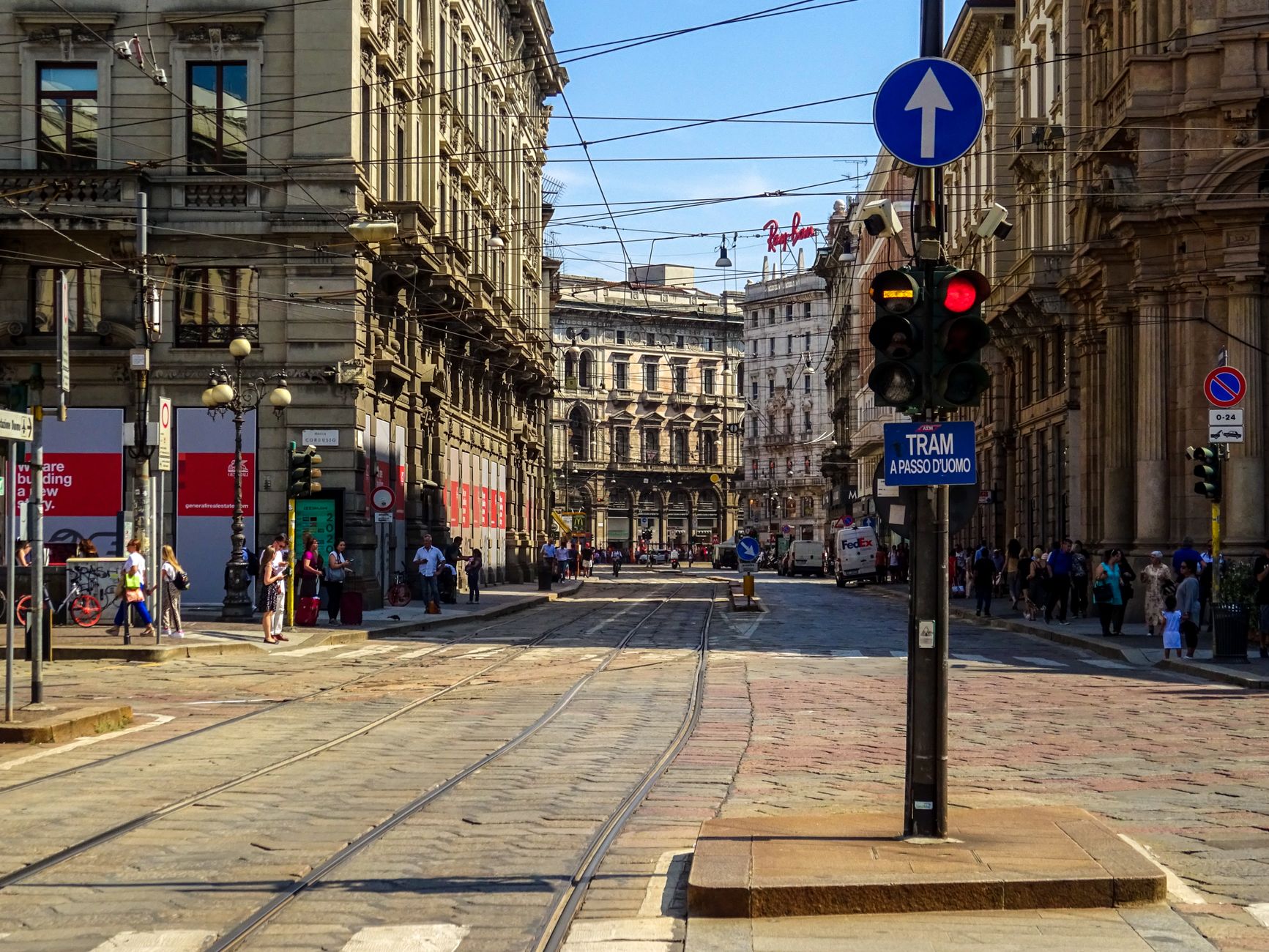 Milano, effetto Prada 2: turisti stranieri in aumento del 18%